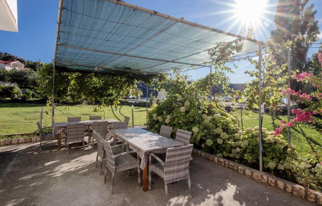 Apartments Stanicic Kampor Exterior photo